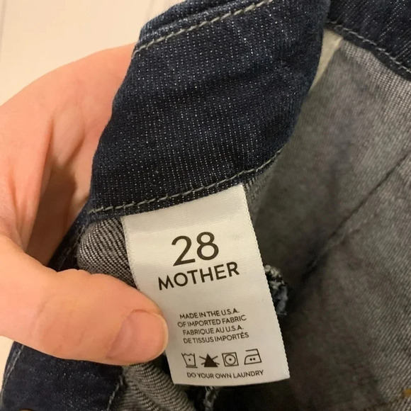 Mother Jeans The Drama in Joyride | Flared Jeans Dark Wash Size 28 - Picture 8 of 8